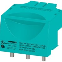 PLUG CONNECTOR
