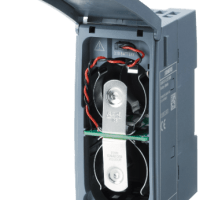 BATTERY ENCLOSURE FOR HOLDING TWO MONO CELLS